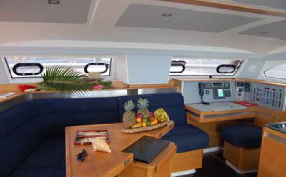 Catana 50