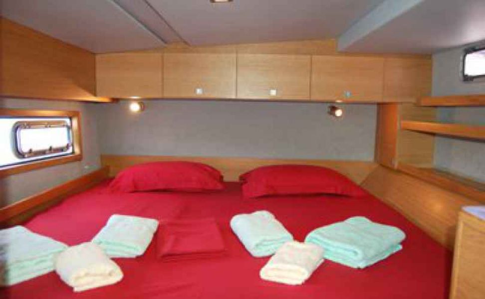 Catana 50