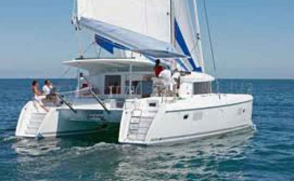 Lagoon 421