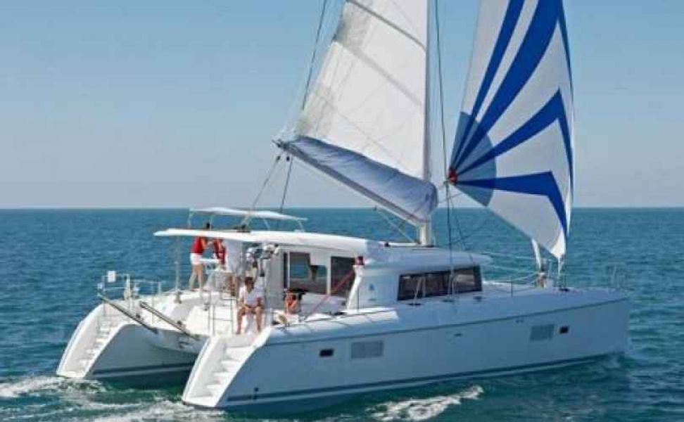 Lagoon 421
