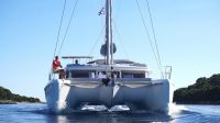 Lagoon 421