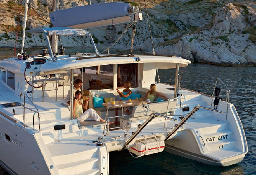 Lagoon 400 S2 - 4+2 cab