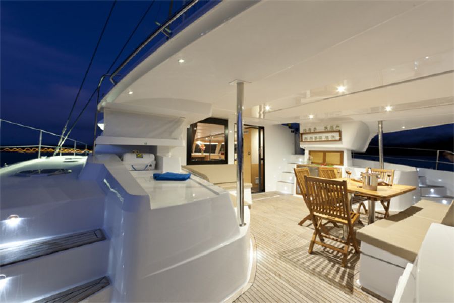 Fountaine Pajot Sanya 57 - 5 + 1 cab