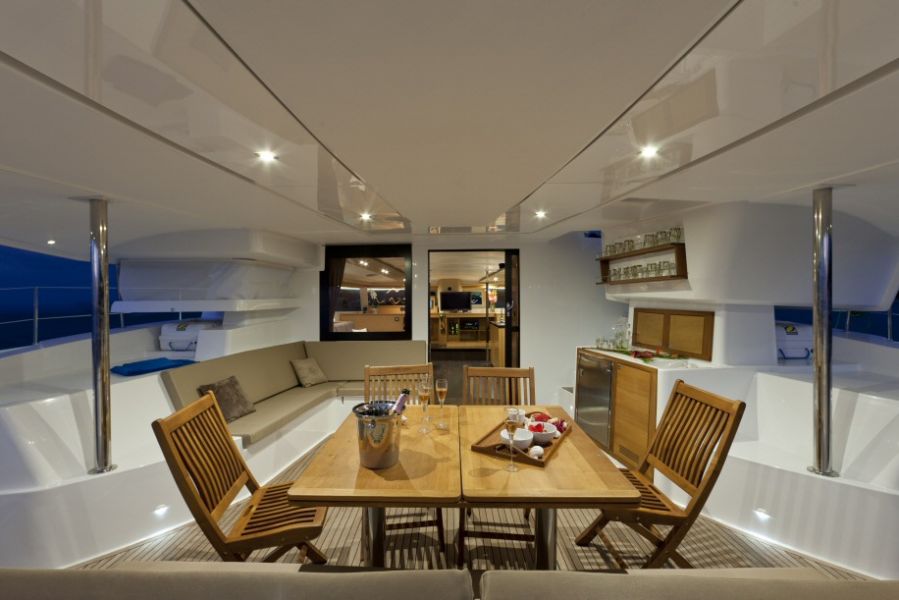 Fountaine Pajot Sanya 57 - 5 + 1 cab