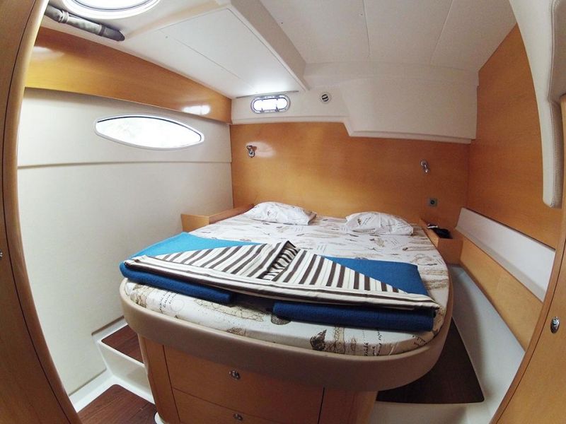 Salina 48