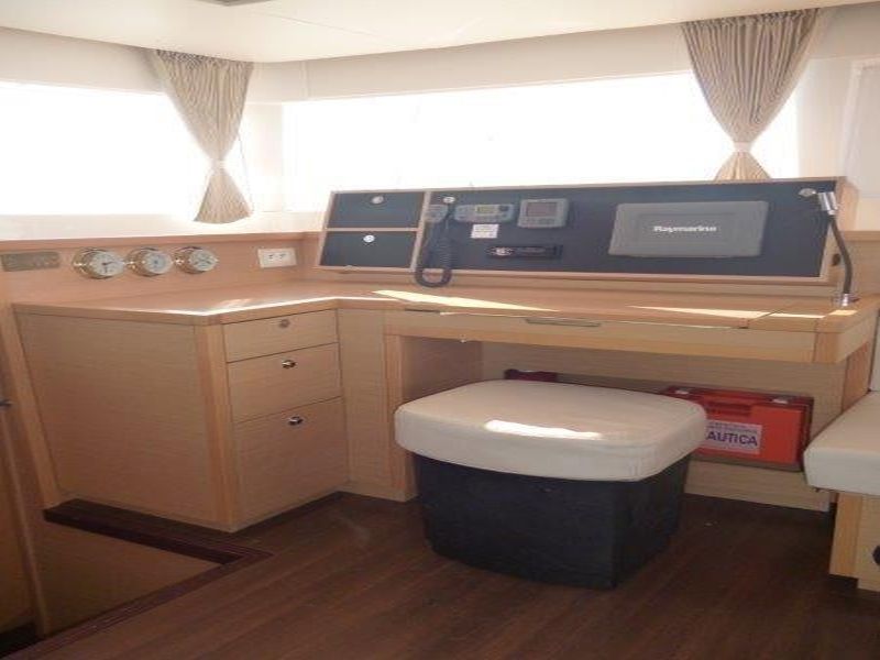 Lagoon 450 - 4+2 cab