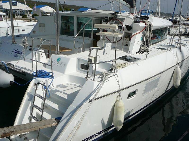 Lagoon 420 - 5 cab