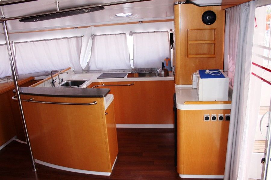 Salina 48
