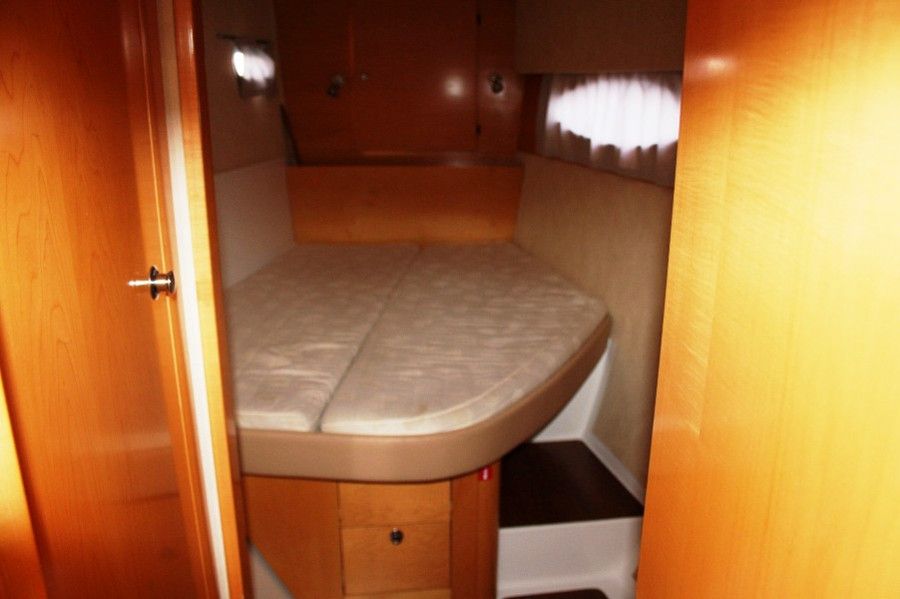 Salina 48