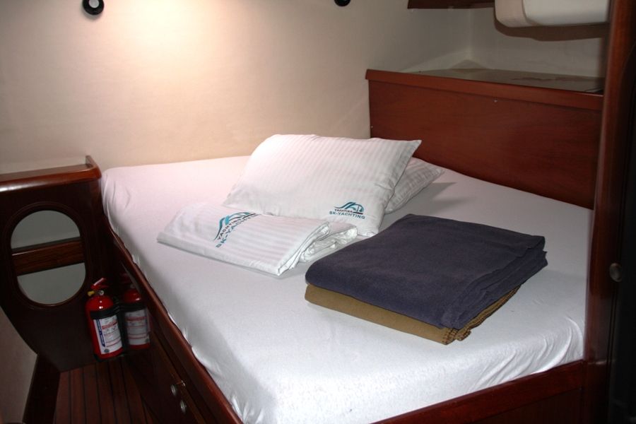 Belize 43 - 6 cab
