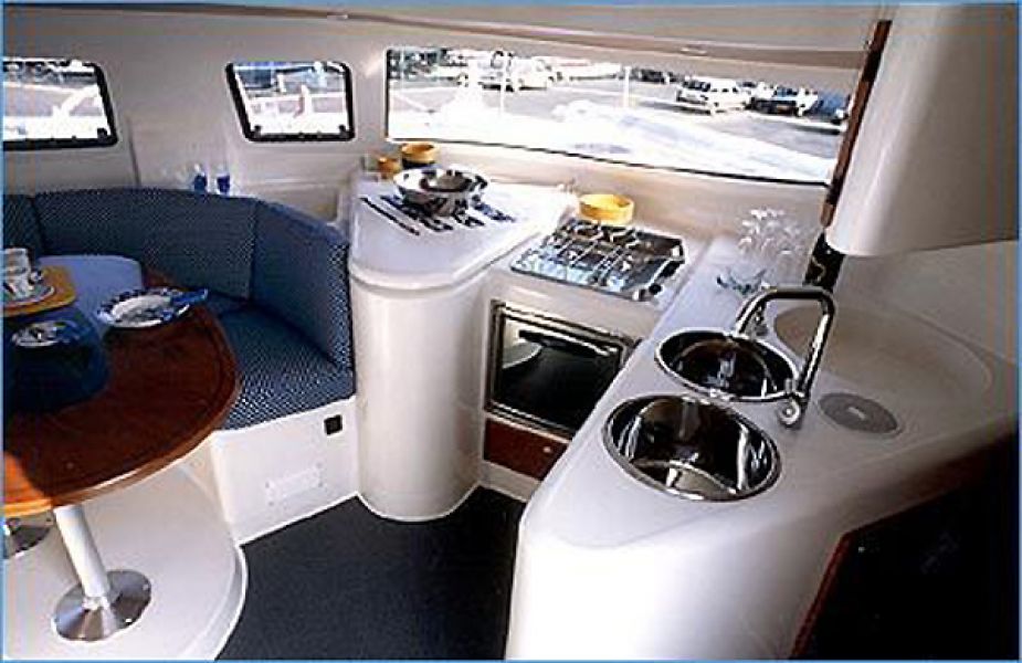Athena 38 - 4 cab