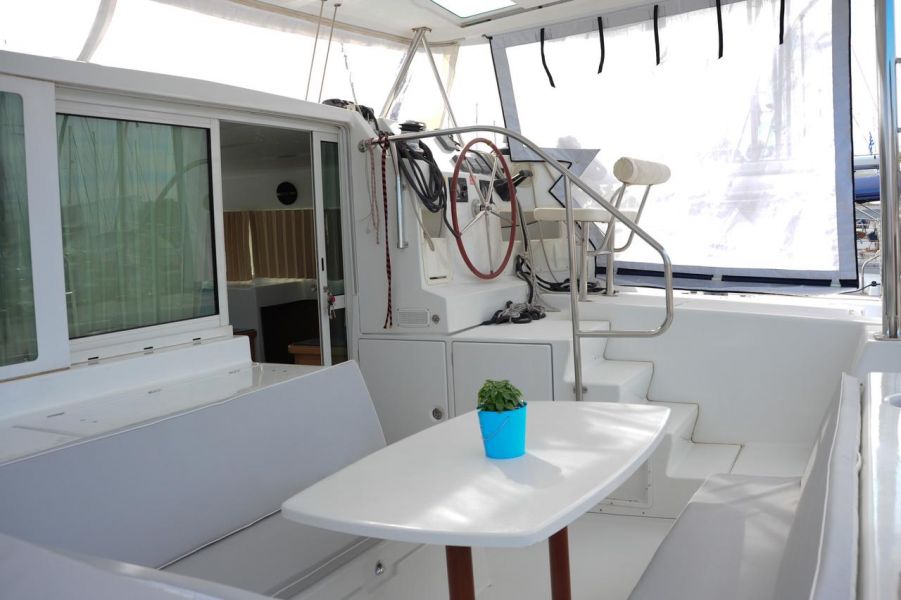 Lagoon 420 - 6 cab