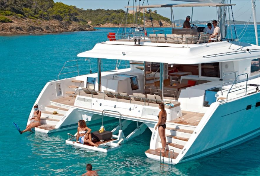 Lagoon 560