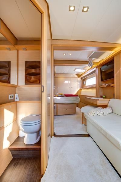 Lagoon 620
