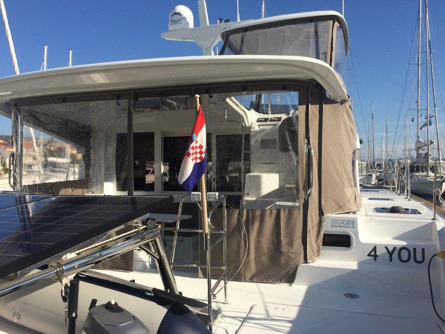 Lagoon 40 MotorYacht - 4 + 2 cab