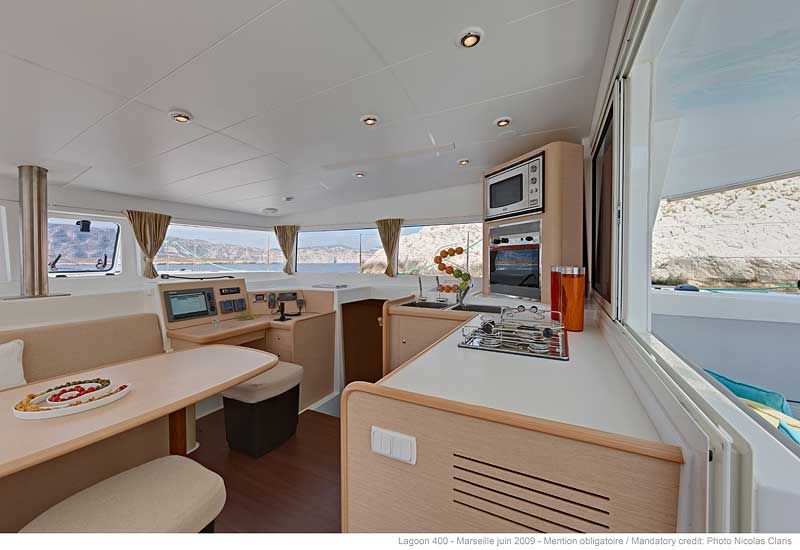Lagoon 400 Owner Version