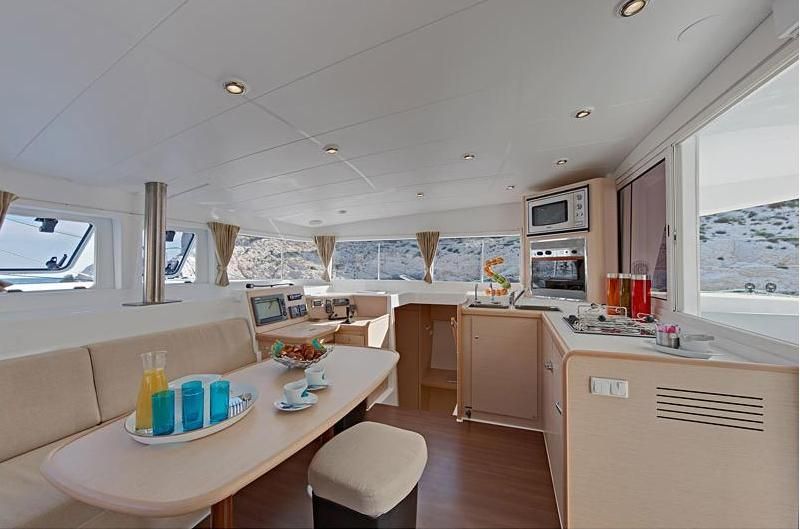 Lagoon 400