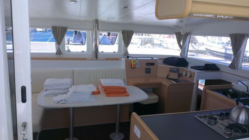 Lagoon 400