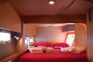 Catana 50