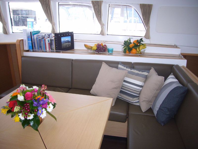 Lagoon 450