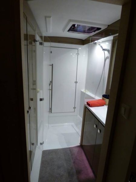 Lucia 40
