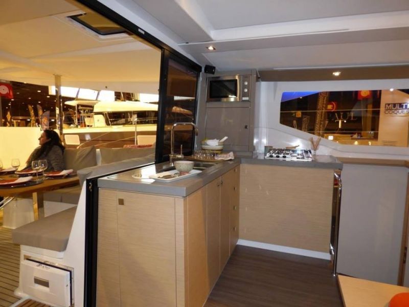 Lucia 40