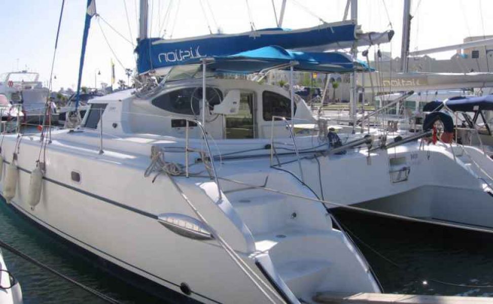 Belize 43 - 6 cab