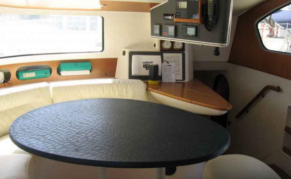 Belize 43 - 6 cab