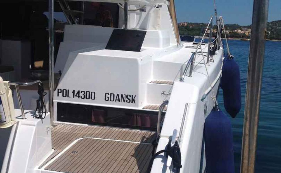 Helia 44