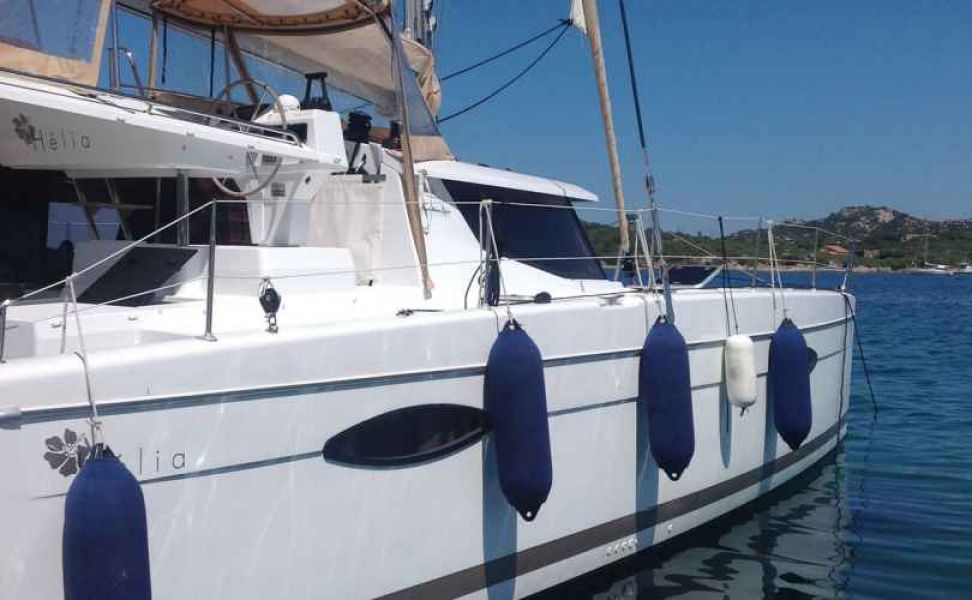 Helia 44