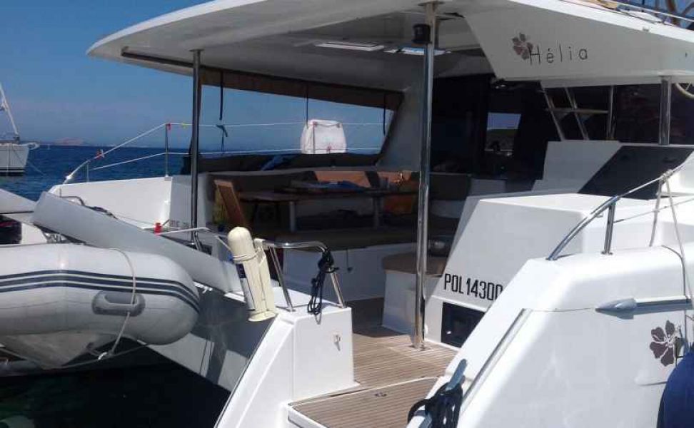 Helia 44