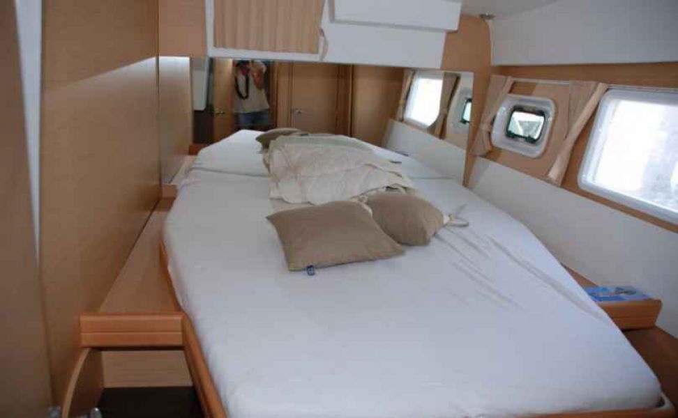 Lagoon 420 - 4 cab