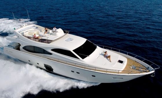 Ferretti 780