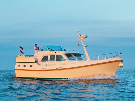 Lagoon 500