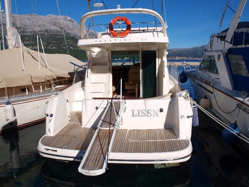 Jeanneau Prestige 36 Fly