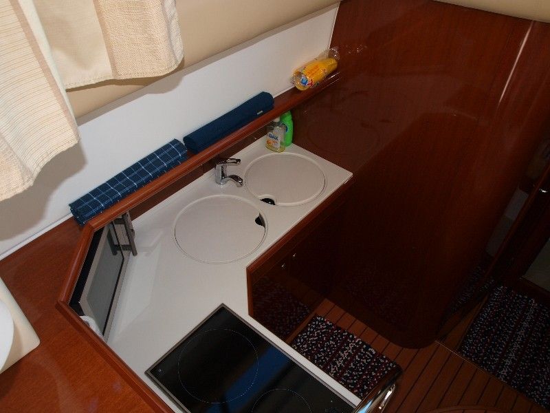Jeanneau Prestige 36 Fly