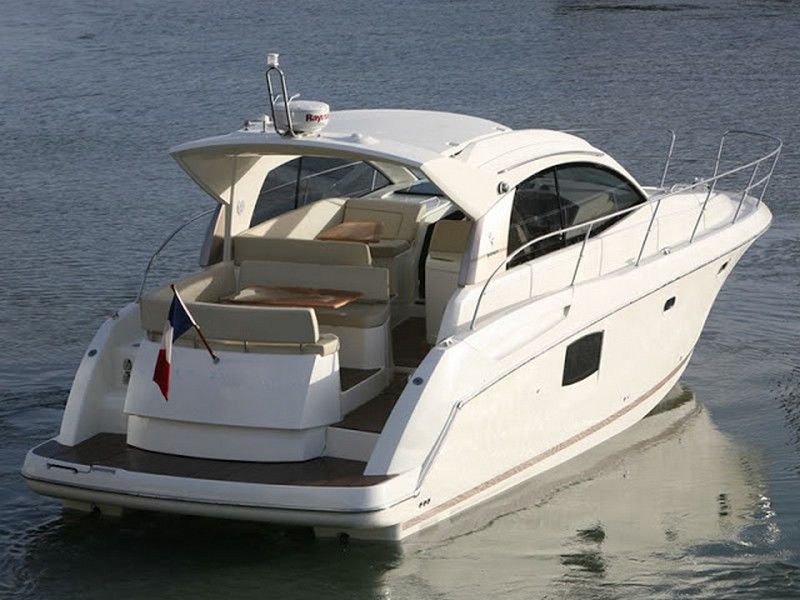 Prestige 38