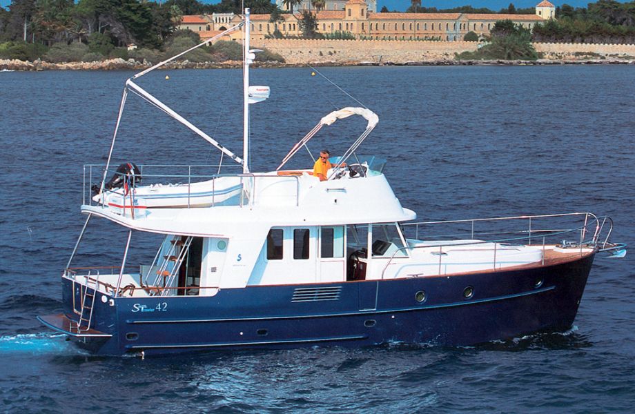 Beneteau S Trawler 42