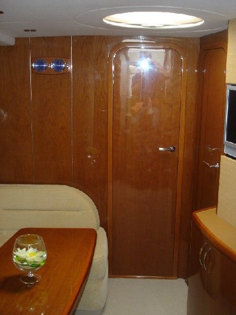Princess V42