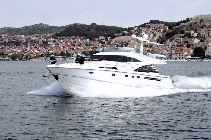 Fairline Squadron 58