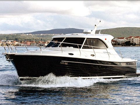 Adriana 36