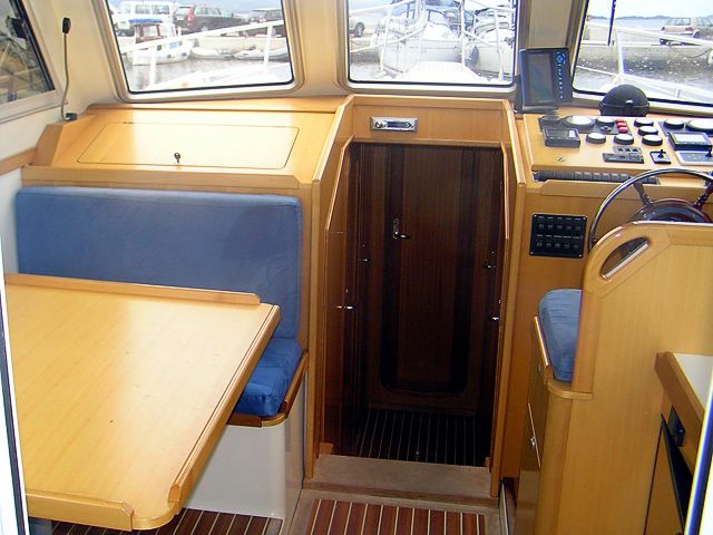 Adria 1002