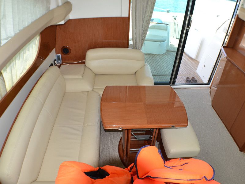 Jeanneau Prestige 42