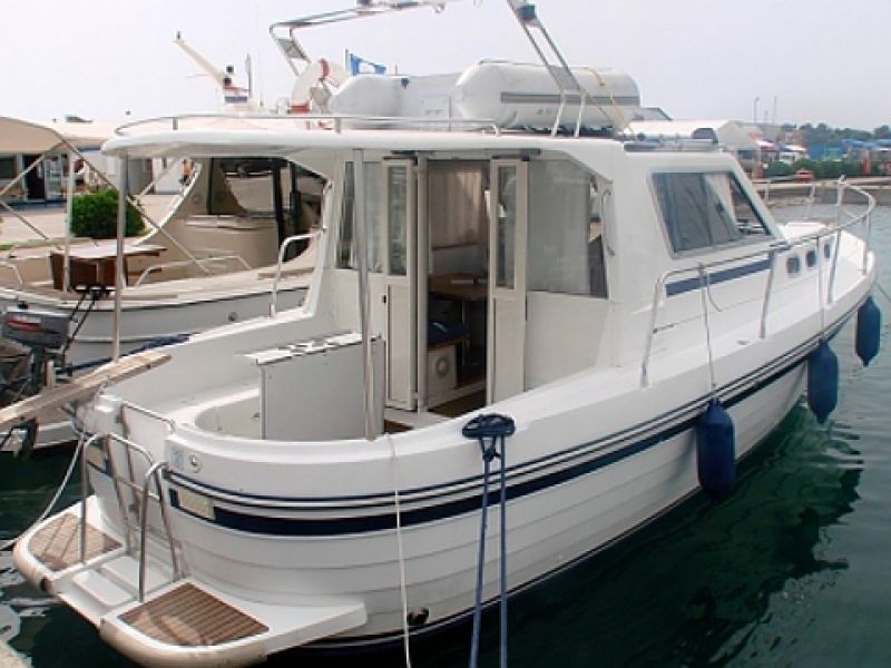 Adria 1002