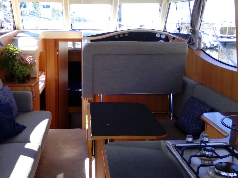 Greenline 33