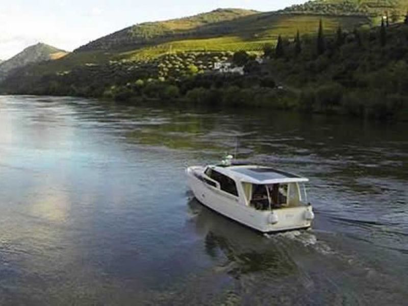 Greenline 33 Hybrid