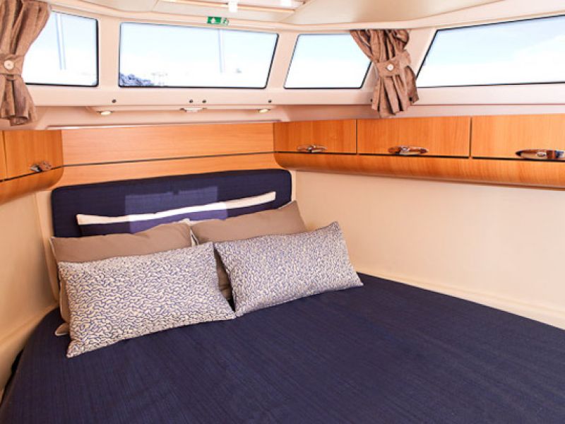 Greenline 33 Hybrid