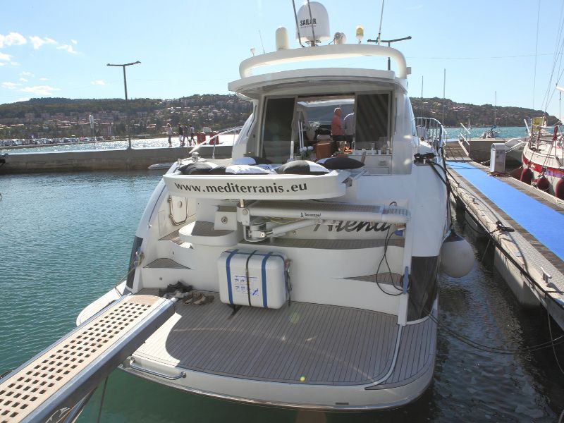 Alena 56