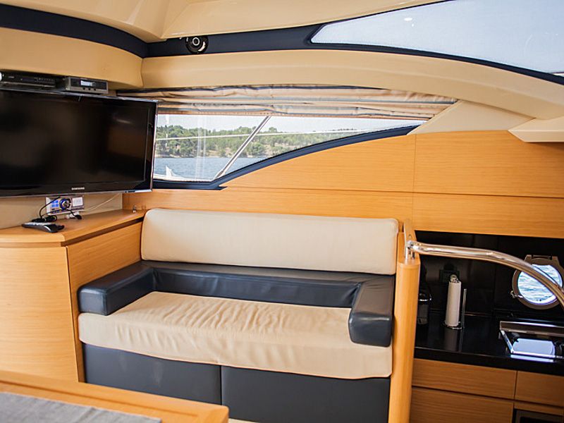 Azimut 43 Flybridge