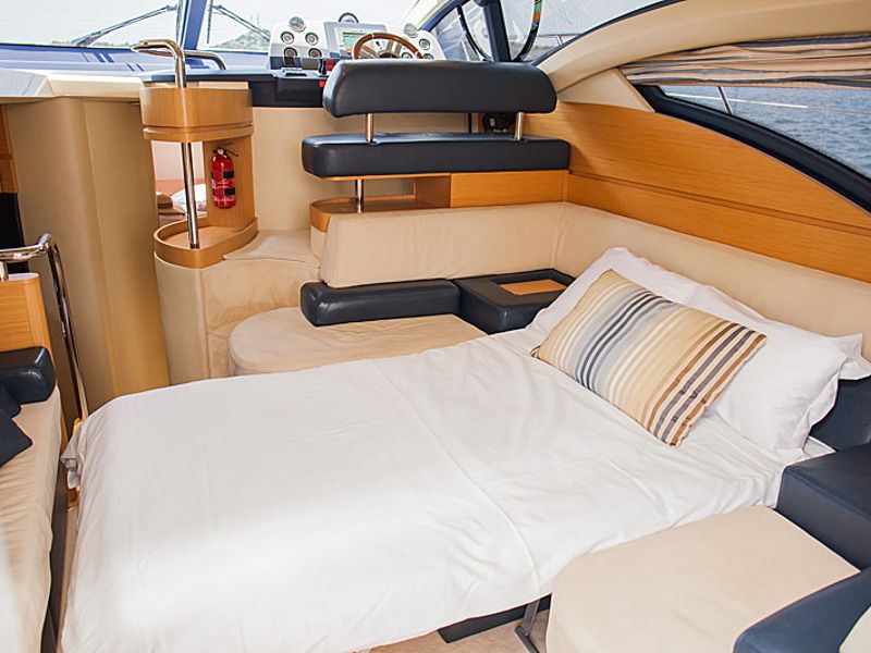 Azimut 43 Flybridge